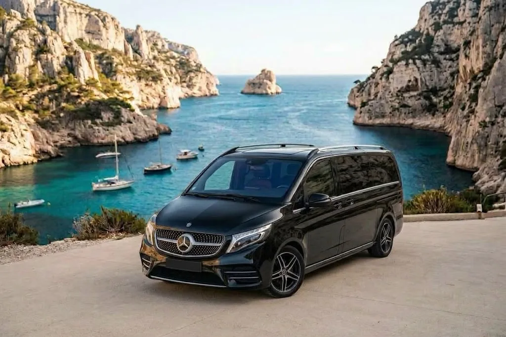Mercedes Classe V Luxury avec chauffeur privé VTC en Provence-Alpes-Côte d’Azur